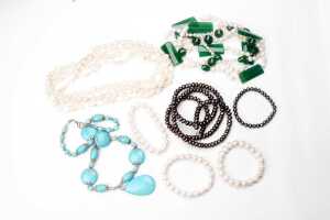 A collection of freshwater pearls and beads