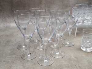 Assorted glassware including Luigi Bormioli stemmed wine glasses - 2