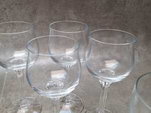 Assorted glassware including Luigi Bormioli stemmed wine glasses - 7