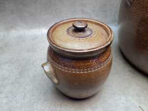 Three Bendigo pottery storage vessels - 4