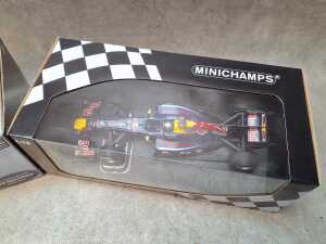 Two racing model cars, Minichamps and Hot Wheels - 5