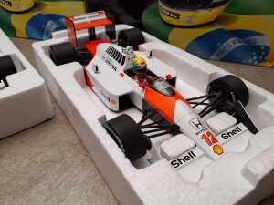Two Ayrton Senna 1:18 scale model cars - 5
