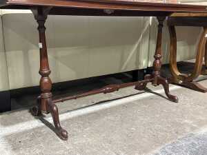 Mahogany occasional table - 3