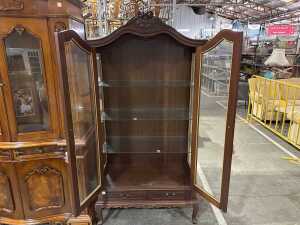 Chippendale style two door display cabinet - 2