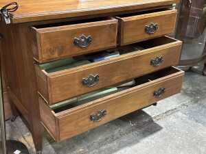 Chest of four drawers - 3