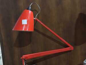 Studio Planet K apple red desk lamp - 2