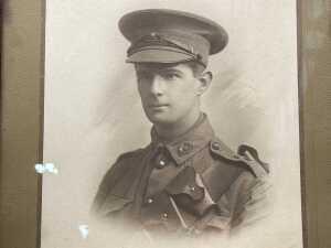 Studio photograph of an unknown Australian World War I soldier by Monteath Studio - 2
