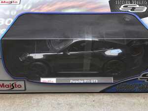 Four Maisto special edition 1:18 scale die-cast - 2