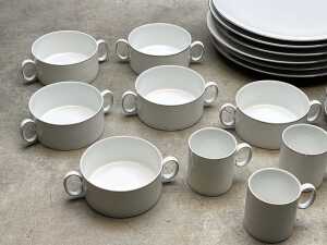 Thomas Germany 'Medallion Platinum' porcelain dinner set for six - 2