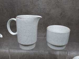 Poole pottery coffee setting for five - 2