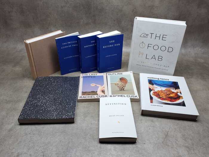 Mostly home and design books incuding The Food Lab