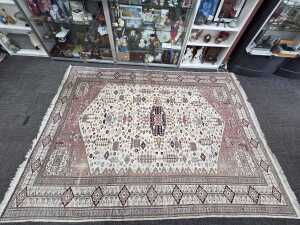 Persian Ardebil hand-made wool rug