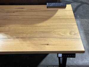 Electric height adjustable desk - 2