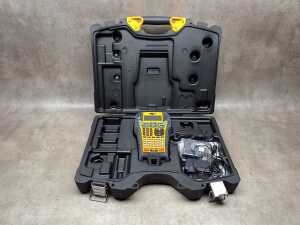 Dymo Rino 6000 label machine with protective hard case