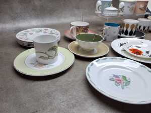 Wedgwood porcelain, mostly Susie Cooper - 4
