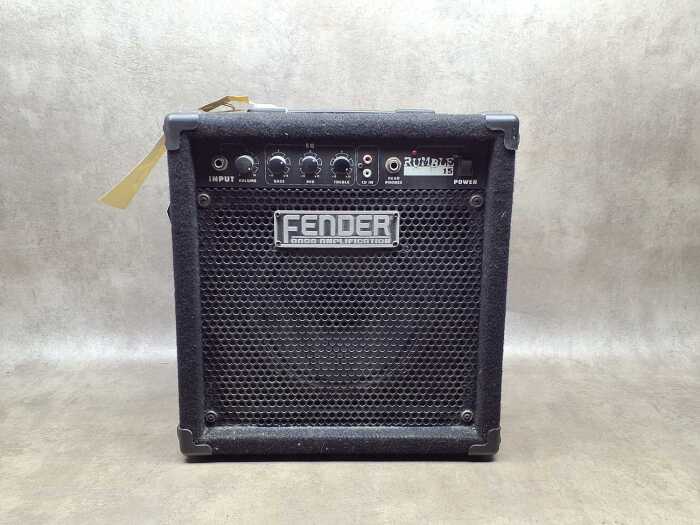 Fender Rumble 15 guitar amplifier
