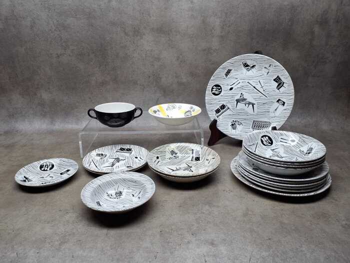 Ridgway Potteries Homemaker part setting