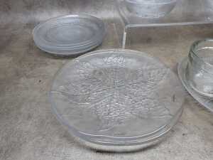 Kosta Boda glass servingware, together with a Krosno cake stand - 3