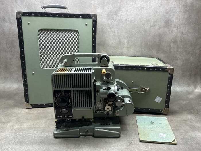 Siemens 16mm sound movie projector and speaker