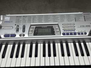 Casio CTK-496 electronic keyboard - 2