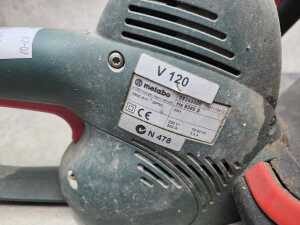 Two electric chainsaws and a hedge trimmer, including Metabo HS 8366 S electric hedge trimmer - 6