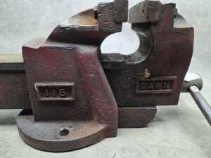 Dawn 115mm bench vice - 2