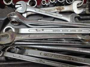 Ace 1/2" drive socket and spanner set - 3