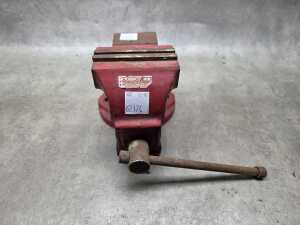 Heavy duty cast bench vice - 2