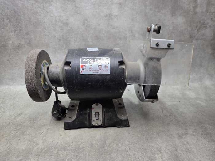 Skil 150mm bench grinder