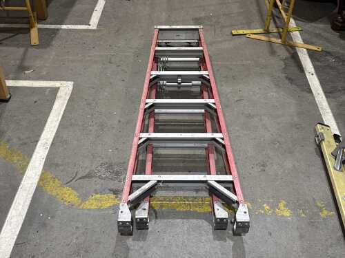 724 · Indalex industrial fiberglass extension ladder