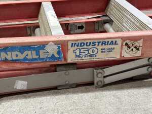 Indalex industrial fiberglass extension ladder - 2