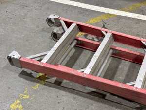 Indalex industrial fiberglass extension ladder - 4