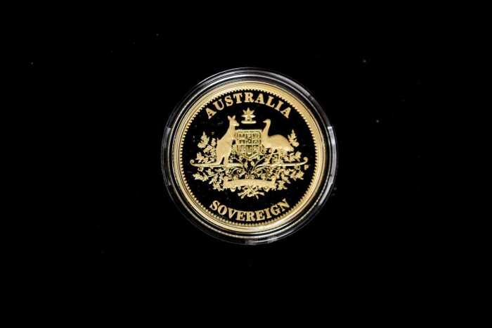 The Australian Sovereign 2011 $25 gold proof coin, 7.99g 91.67% pure gold