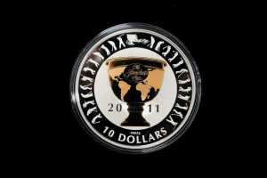 The Presidents Cup 2011 $10 silver selectively gold plated proof coin, 5oz 99.9% pure silver