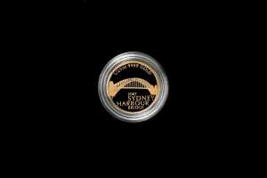 Two Sydney Harbour Bridge 2007 gold and silver proof coins - 3