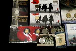 Group of Remembrance themed collectable coins and PNCs - 4