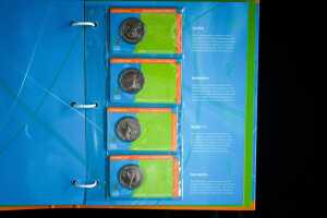 Commonwealth Games Melbourne 2006 uncirculated coins and stamps - 4