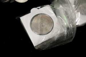 A group of assorted coins - 4
