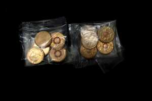 A group of assorted coins - 6