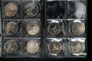 A group of Australian circulated coins - 4