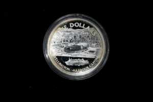 New Zealand 199 $5 silver proof coin 1oz, plus two other collectable coins - 3