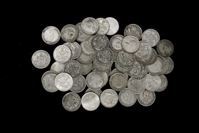 A group of Australian Sixpences, including 1910