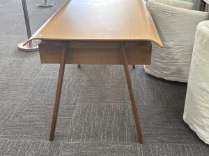 Herman Miller Distil desk - 5