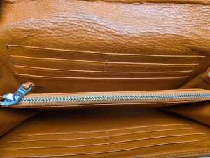 Designer-style belt and purse - 7