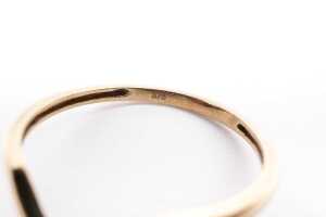 A V shape ring in 9 carat yellow gold - 5