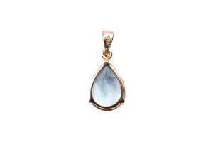 A blue topaz pendant in 9 carat yellow gold - 3