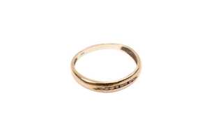 A diamond band in 9 carat yellow gold - 2