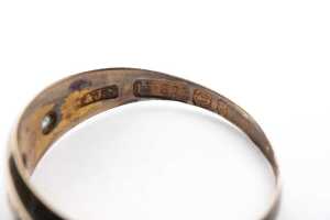 An antique sapphire ring in 15 carat yellow gold - 5