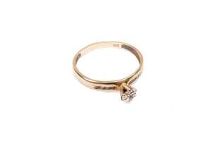 A diamond ring in 9 carat yellow gold - 2