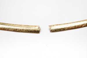 A broken serpentine necklace in 9 carat yellow gold - 3